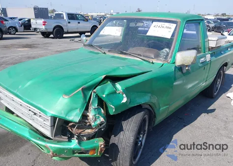 1982 Toyota Pickup 1/2 Ton Rn34 из США, поврежденный, VIN JT4RN34R6C0038775